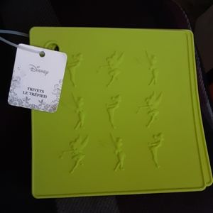 BNWT DISNEY TINKERBELL SILICONE TRIVET SET